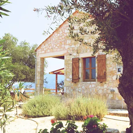 Celeste Villa Evreti