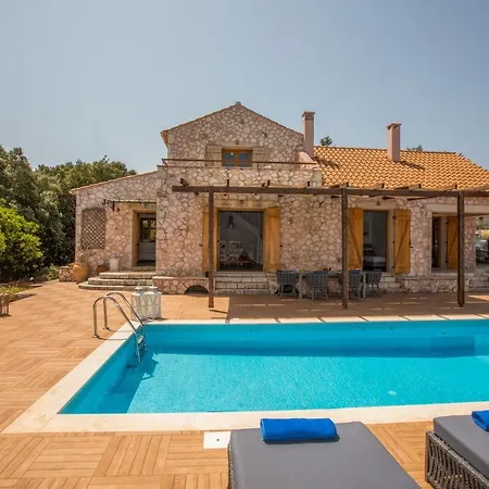 Celeste Villa Evretí